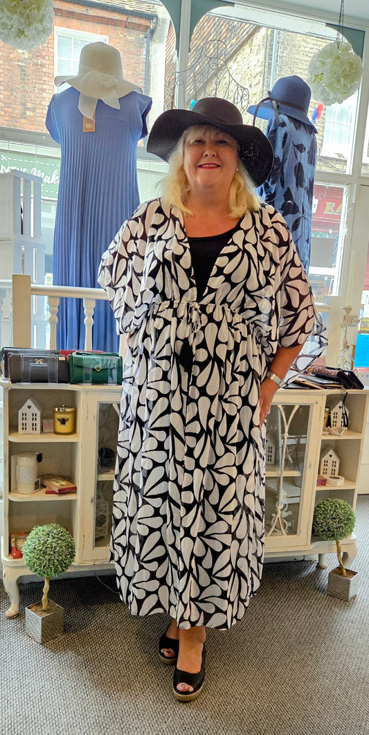 SALE- Black & White Kimono