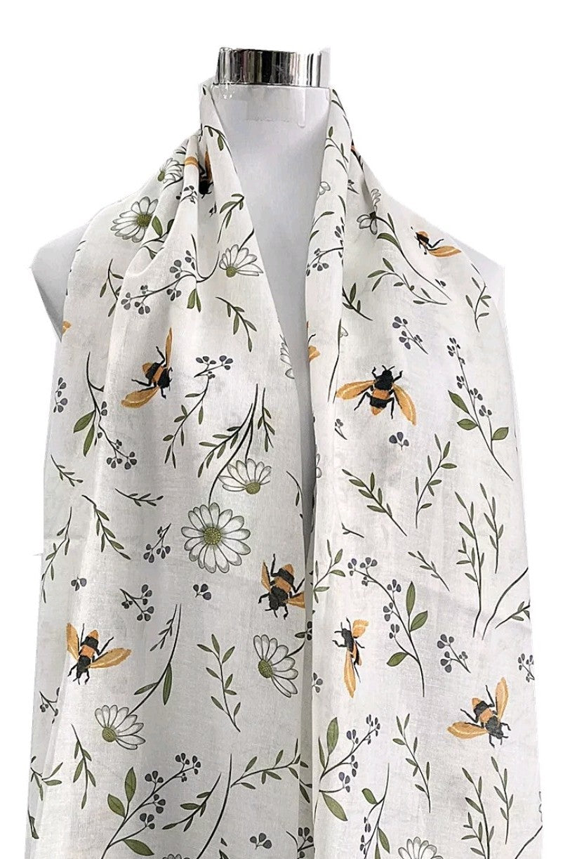 Lightweight Bee Scarf