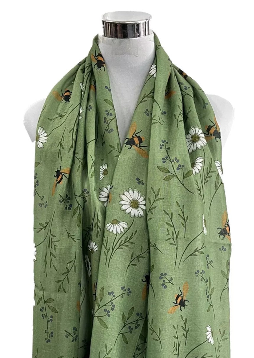 Lightweight Bee Scarf