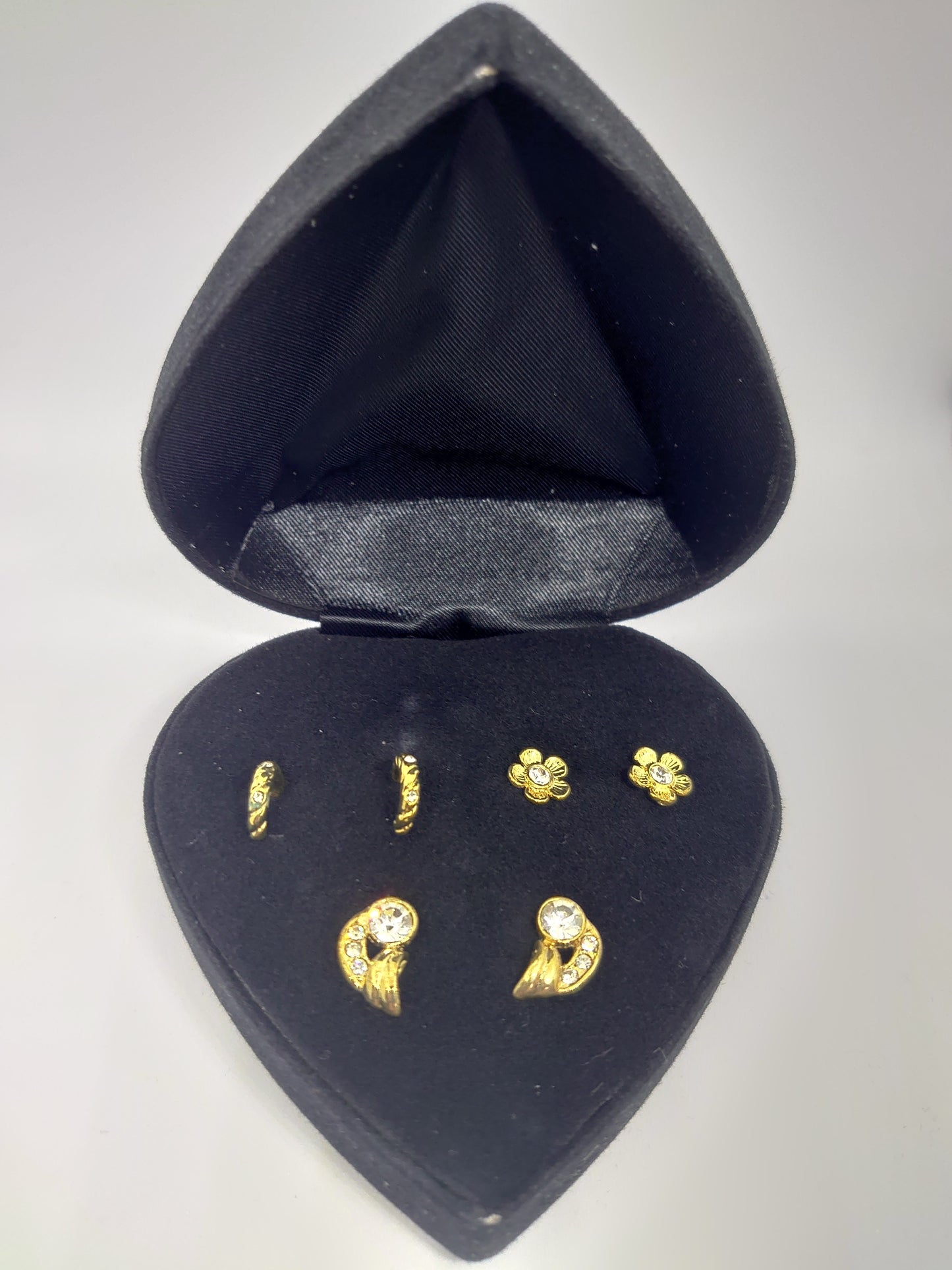 Gold Earring Set